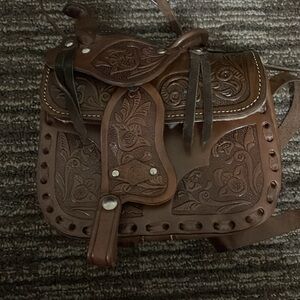 Mini saddle leather bag